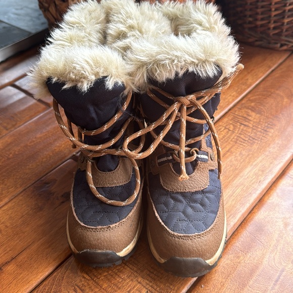 Bearpaw unisex snow boots sz 3y - Picture 2 of 5